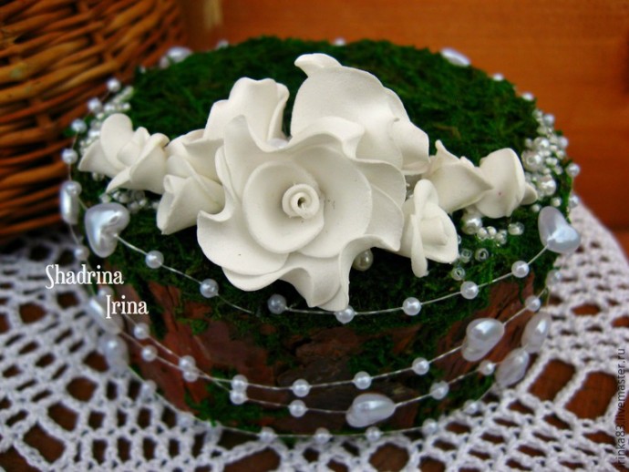 Делаем оригинальную подушечку для обручальных колец с применением природных материалов