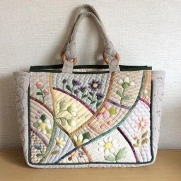 ​Идеи сумок в технике пэчворк с аппликациями