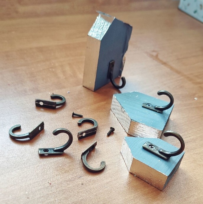 ​Как сделать многоуровневую ключницу с поталью и росписью: часть 2