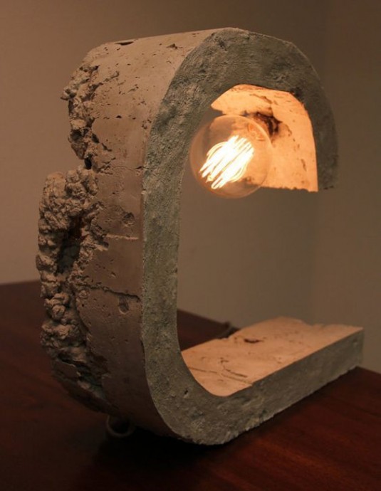 ​Лампы из бетона и дерева
