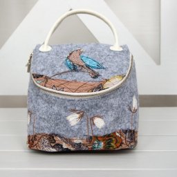 Шьем косметичку-сундучок из фетра