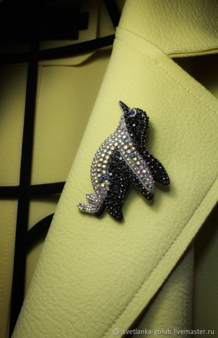 Вышиваем искрящуюся брошь "Пингвин": часть 3