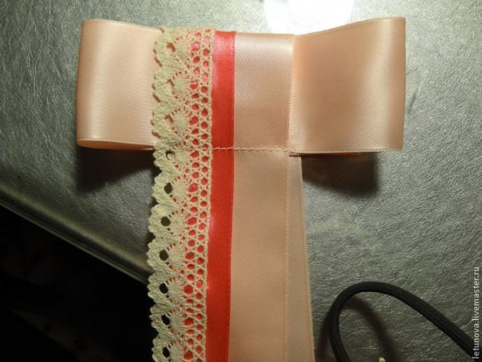 ​Брошь из бисера и лент: часть 6