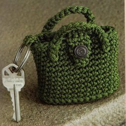 ​Брелок в виде сумочки