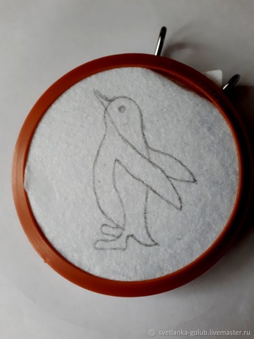 Вышиваем искрящуюся брошь "Пингвин": часть 1