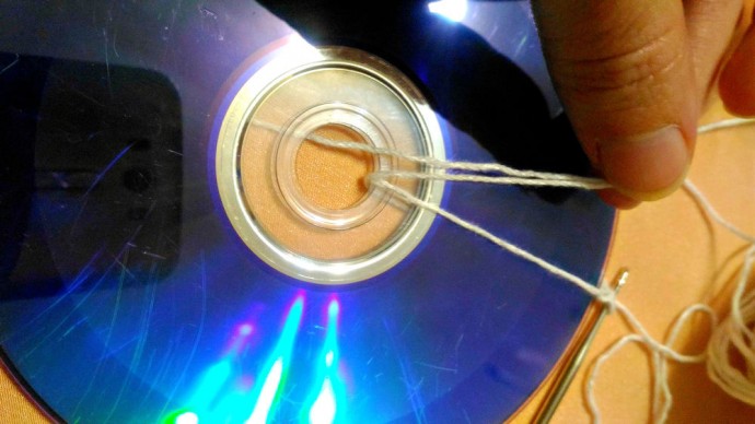 Создаем панно из CD дисков: часть 1