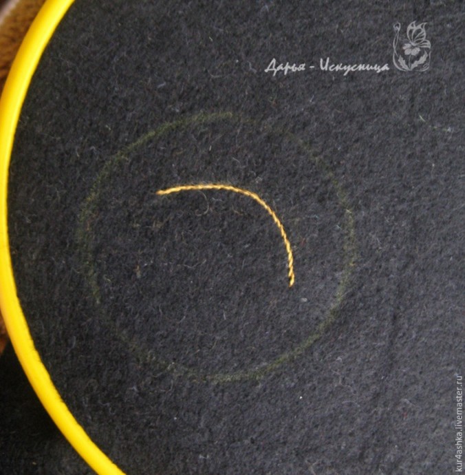 Создаем брошь из фетра с вышивкой "Рябинка"