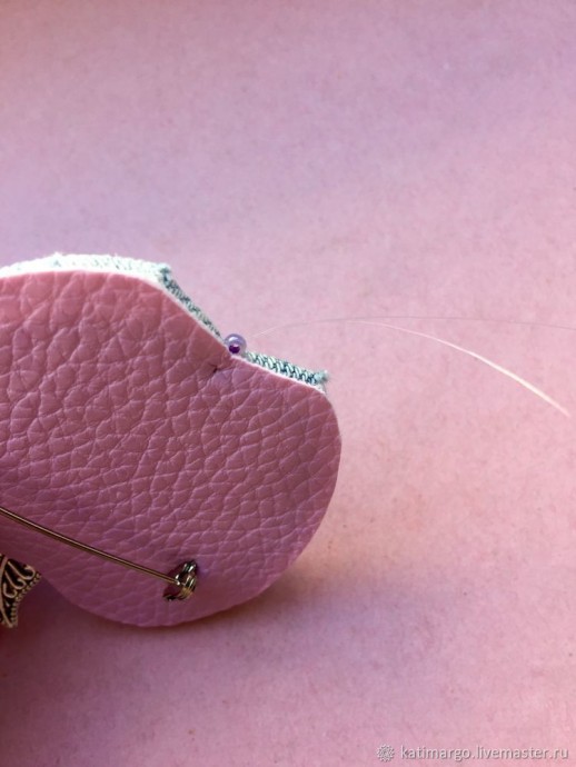 ​Создаем брошь "Яблочко" из джинсы: часть 2