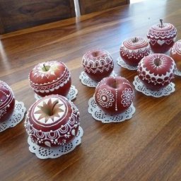 ​Ажурные яблочки