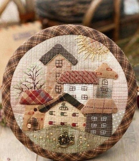 Домики из остатков ткани Домики из остатков ткани