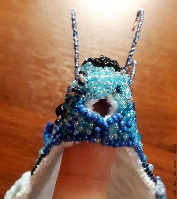 Создаем необычное интерьерное украшение в совмещенной технике вышивки и оригами: часть 4