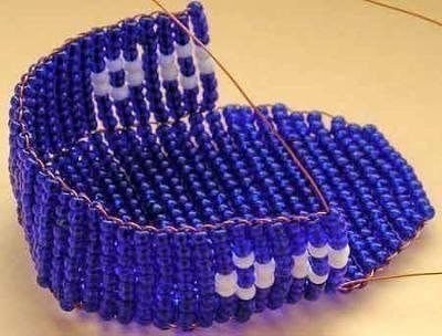 ​Интерьерная колясочка из бисера