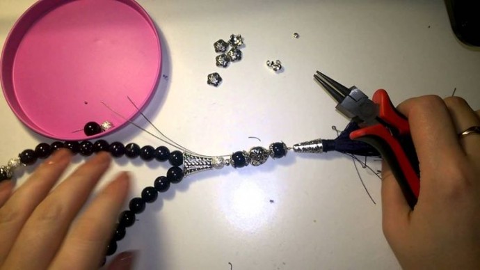 Изготовление чёток и браслетов из бусин