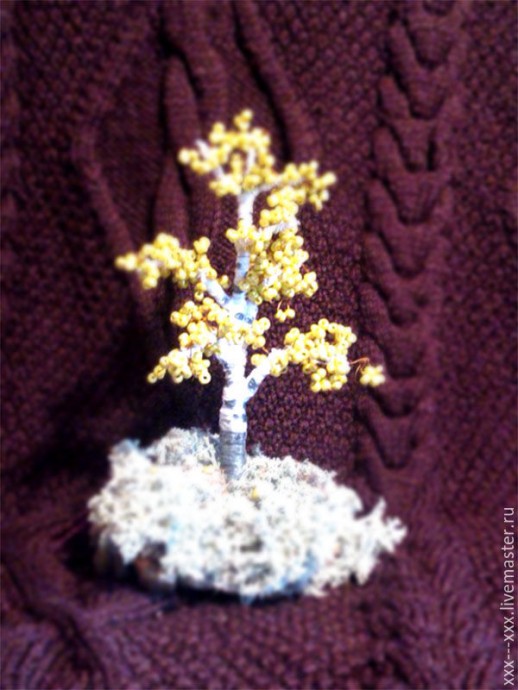 ​Изготавливаем берёзку из бисера