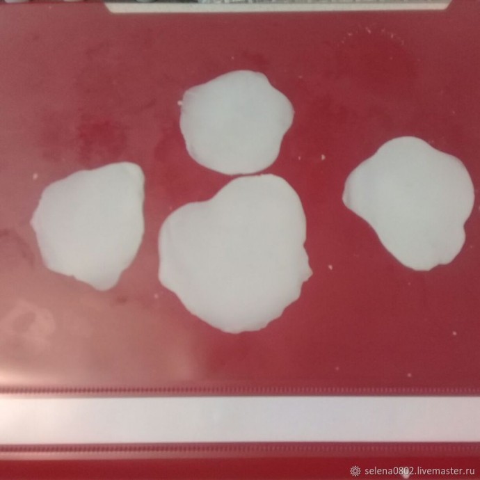 Создаём пион из холодного фарфора: часть 2