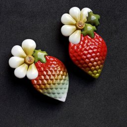 Создаём брошь "Клубничка" из полимерной глины"