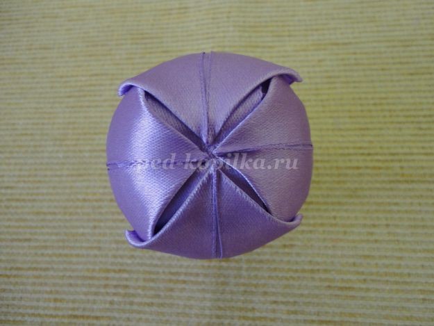 Фантазийный цветок из атласных лент: часть 2 Фантазийный цветок из атласных лент: часть 2