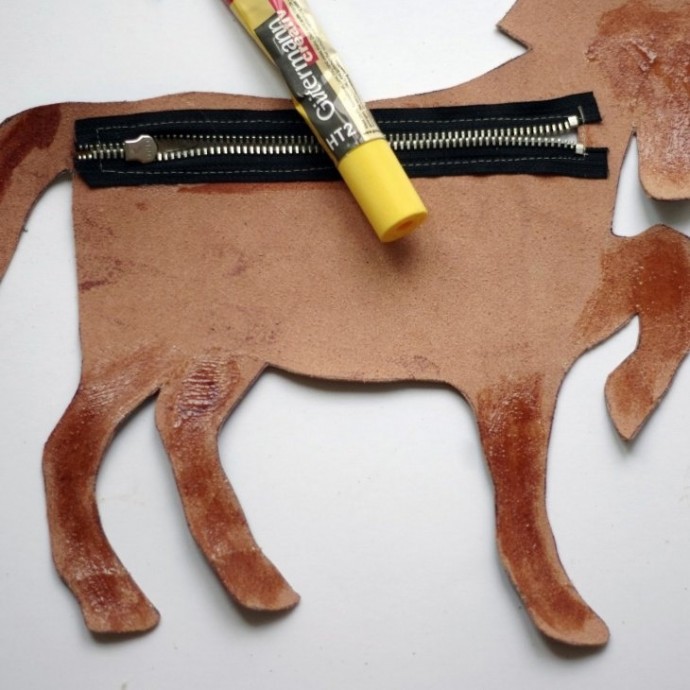 Клатч в виде лошади Клатч в виде лошади