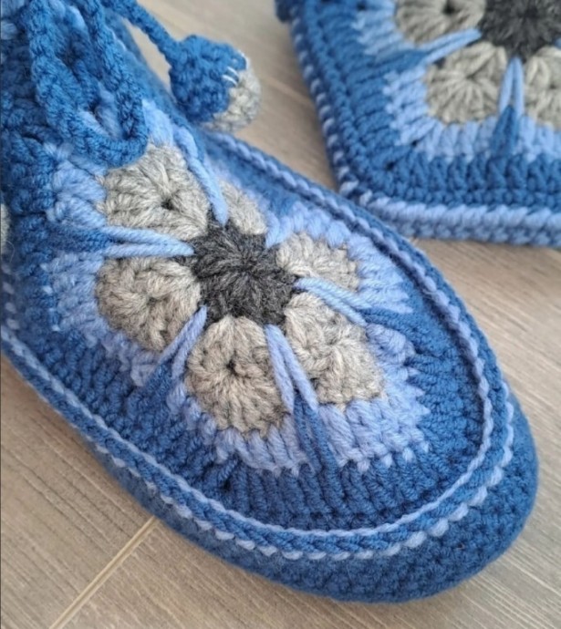 Домашние тапочки из мотивов Домашние тапочки из мотивов