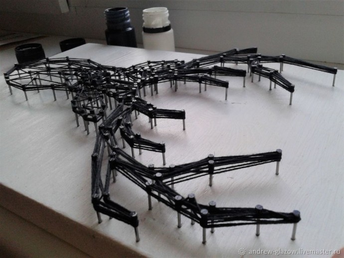 Контурный олень в технике String Art: часть 2