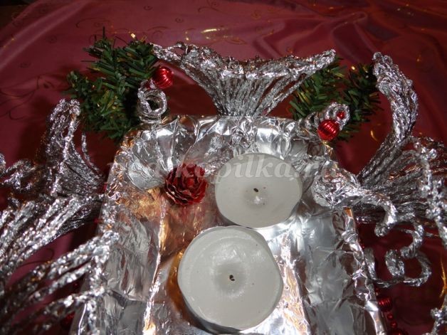 Праздничный подсвечник из фольги: часть 2