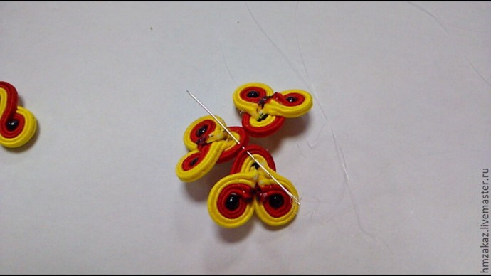 Сутажная брошь по мотивам русских узоров и орнаментов: часть 3