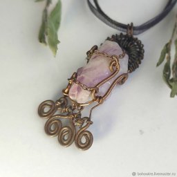 Делаем медный кулон из проволоки с необработанным флюоритом: часть 3