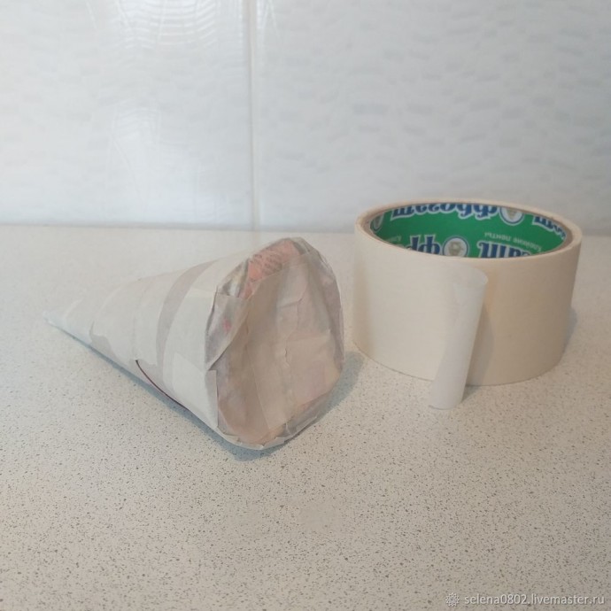 Мастерим ёлку из природных материалов: часть 2