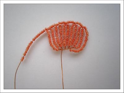 Создаем куст роз из бисера: часть 1