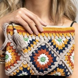 ​Сумки и косметички в духе "Бабушкиного квадрата"