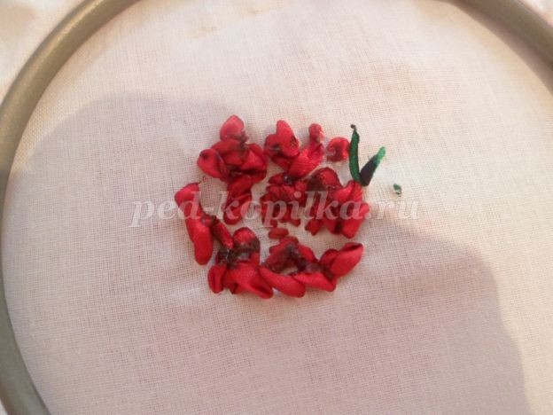 Пионы из атласных лент: часть 2 Пионы из атласных лент: часть 2