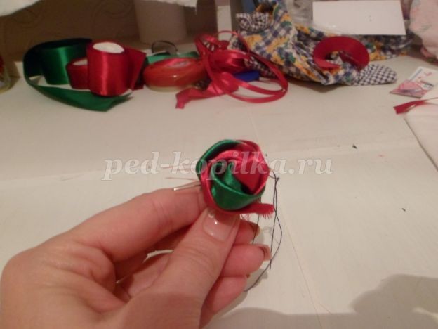 Пионы из атласных лент: часть 2 Пионы из атласных лент: часть 2