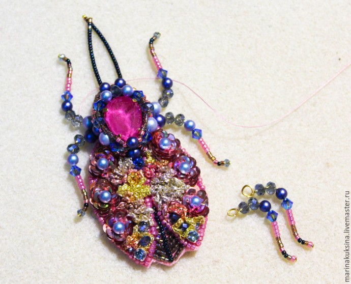 Создаем брошь жучка "Цветочник": часть 5