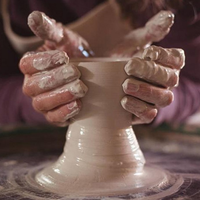 ​Лепка из глины, высушенной на воздухе