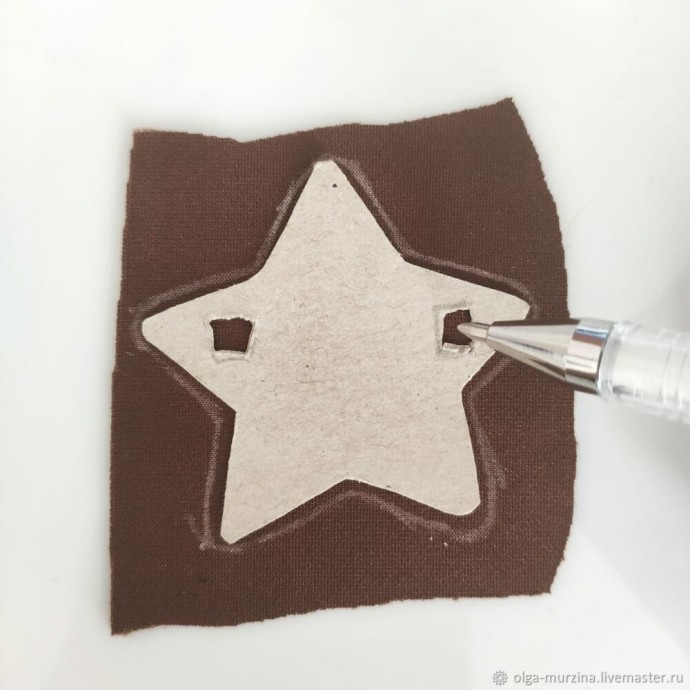 ​Делаем брошь из бисера звезду: часть 3