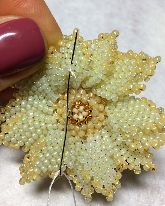 Создаём брошь-подвеску "Солнечный цветочек": часть 3 Создаём брошь-подвеску "Солнечный цветочек": часть 3