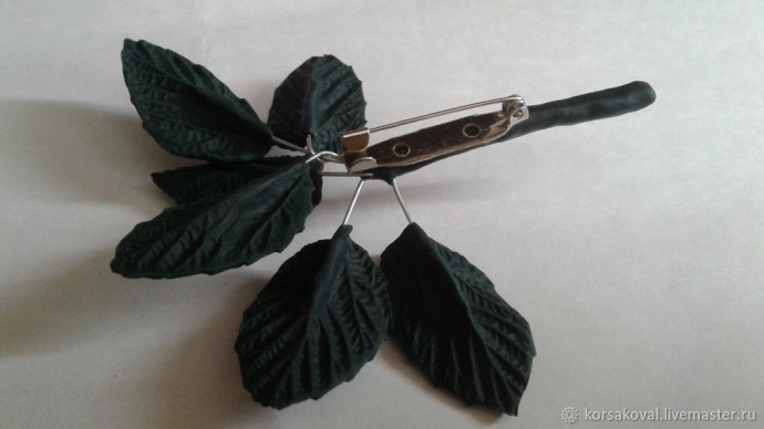 Создаем брошь "Букет двухцветных роз": часть 5