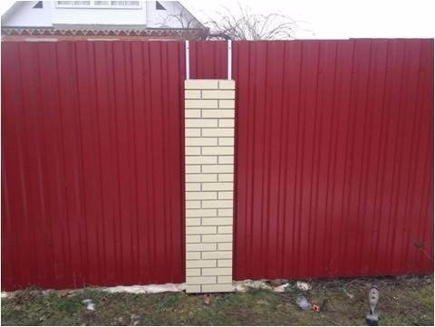 ​Монтаж панели: имитация кирпичного столба