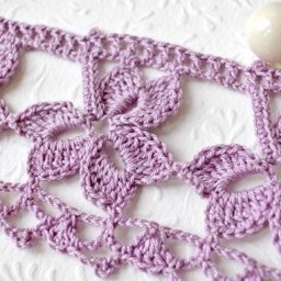 ​Новый узор с листьями