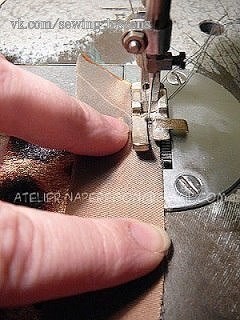 Окантовка края обтачки косой бейкой