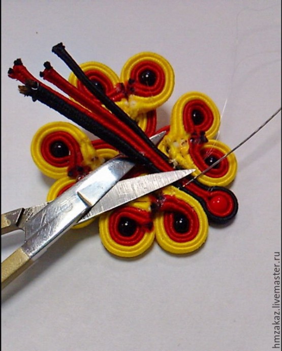 Сутажная брошь по мотивам русских узоров и орнаментов: часть 4