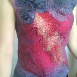 Валяем палантин с розами из шелка