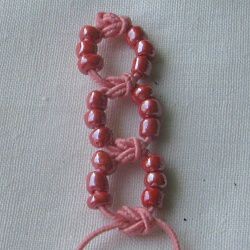 ​10 плетёных цепочек с бисером в технике макраме: часть 2