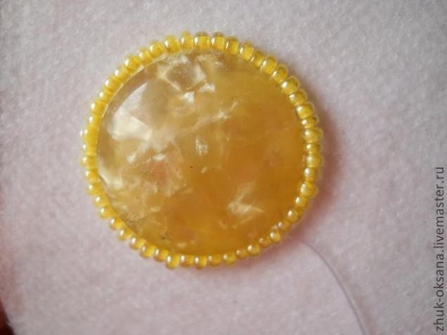 Создаем кулон из бисера "Прекрасная ромашка": часть 1