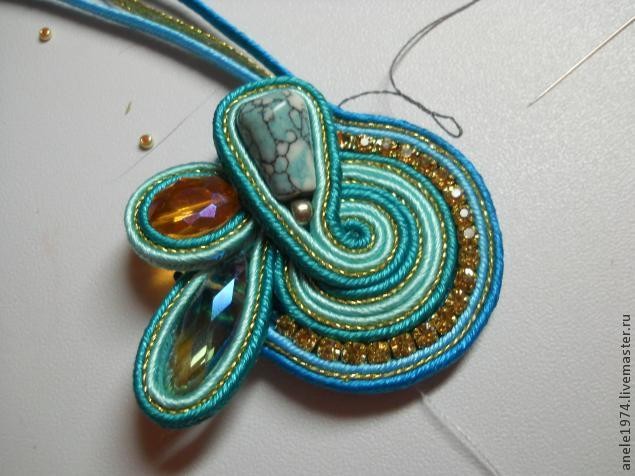 Мастер-класс по созданию сутажного кулона "Весенний букетик": часть 4 Мастер-класс по созданию сутажного кулона "Весенний букетик": часть 4