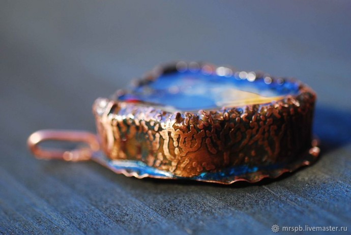 ​Делаем кулон из меди с заливкой ювелирной смолой: часть 2