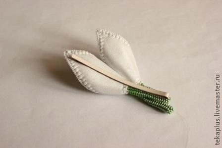 Мастерим заколочки для волос из бисера и кожи