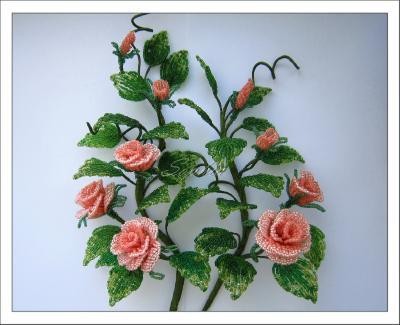 Создаем куст роз из бисера: часть 5