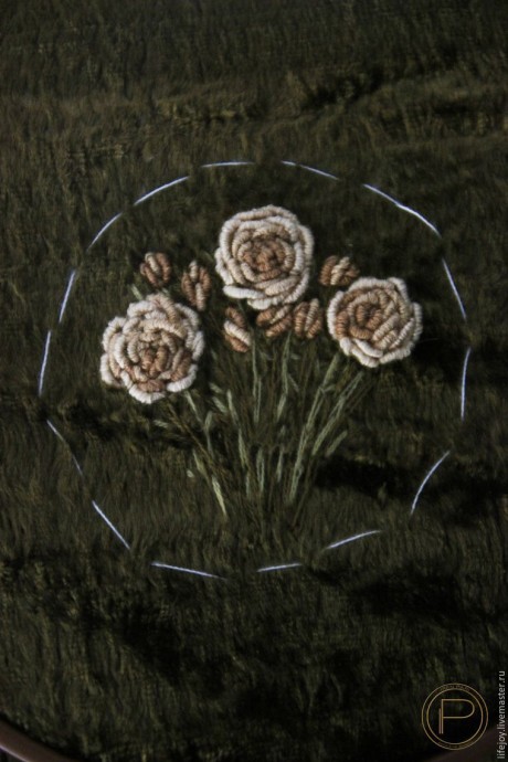 Вышиваем брошь нитками, бисером и пайетками: часть 2