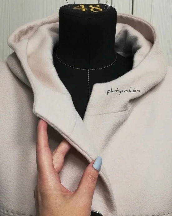​Кроим капюшон